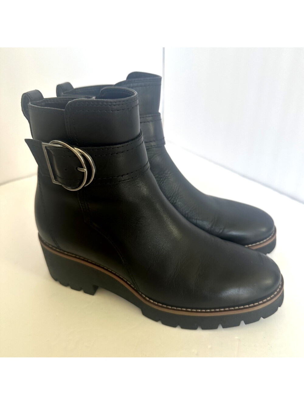 Blondo Waterproof Black Leather Sidet Zip LugSole Ankle Boots Womens 9M Moto Y2K